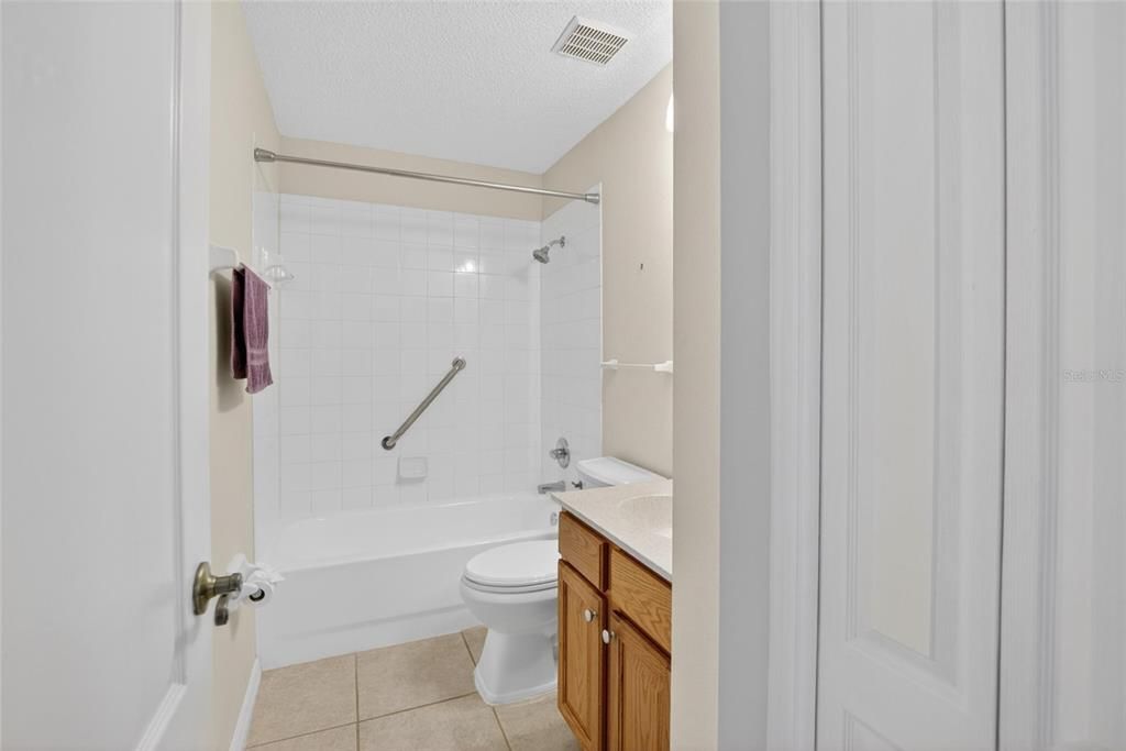 En Venta: $269,900 (2 camas, 2 baños, 1662 Pies cuadrados)
