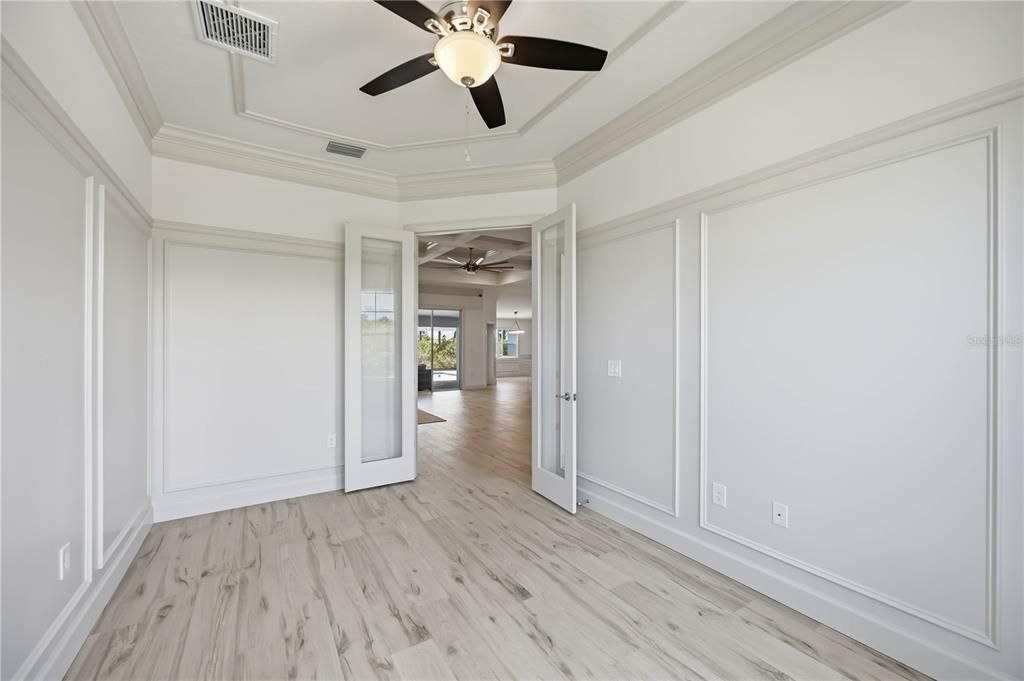 For Sale: $1,350,000 (3 beds, 2 baths, 2197 Square Feet)