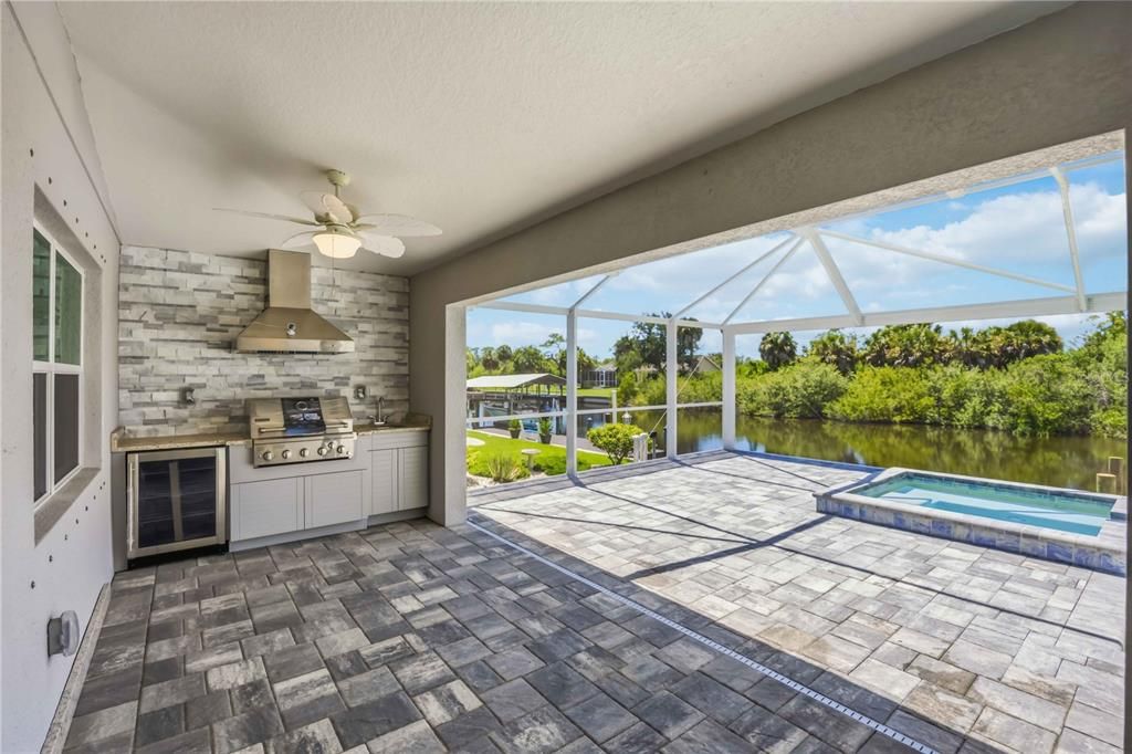 For Sale: $1,350,000 (3 beds, 2 baths, 2197 Square Feet)