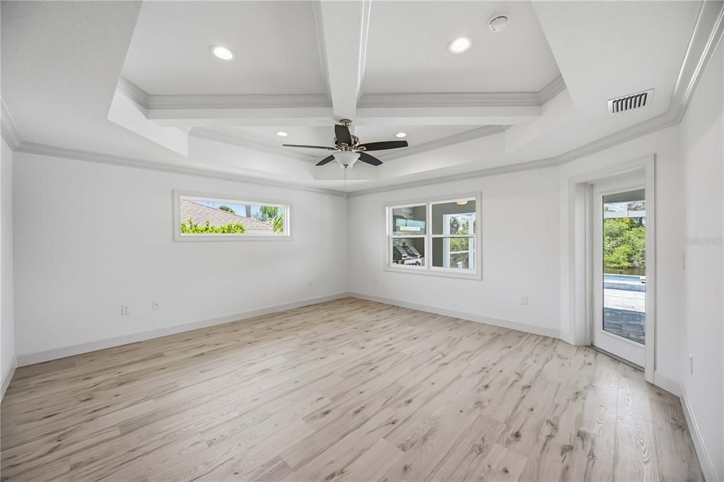 For Sale: $1,350,000 (3 beds, 2 baths, 2197 Square Feet)