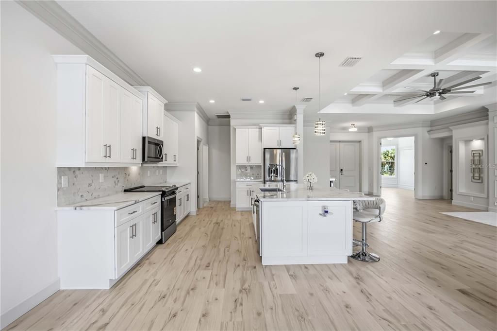 For Sale: $1,350,000 (3 beds, 2 baths, 2197 Square Feet)