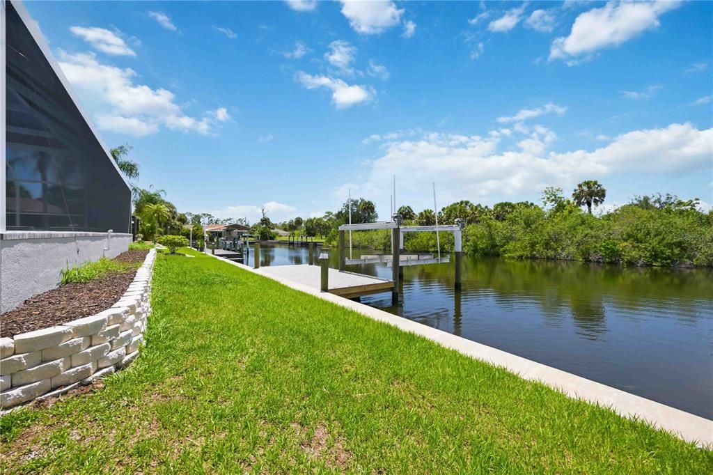 For Sale: $1,350,000 (3 beds, 2 baths, 2197 Square Feet)