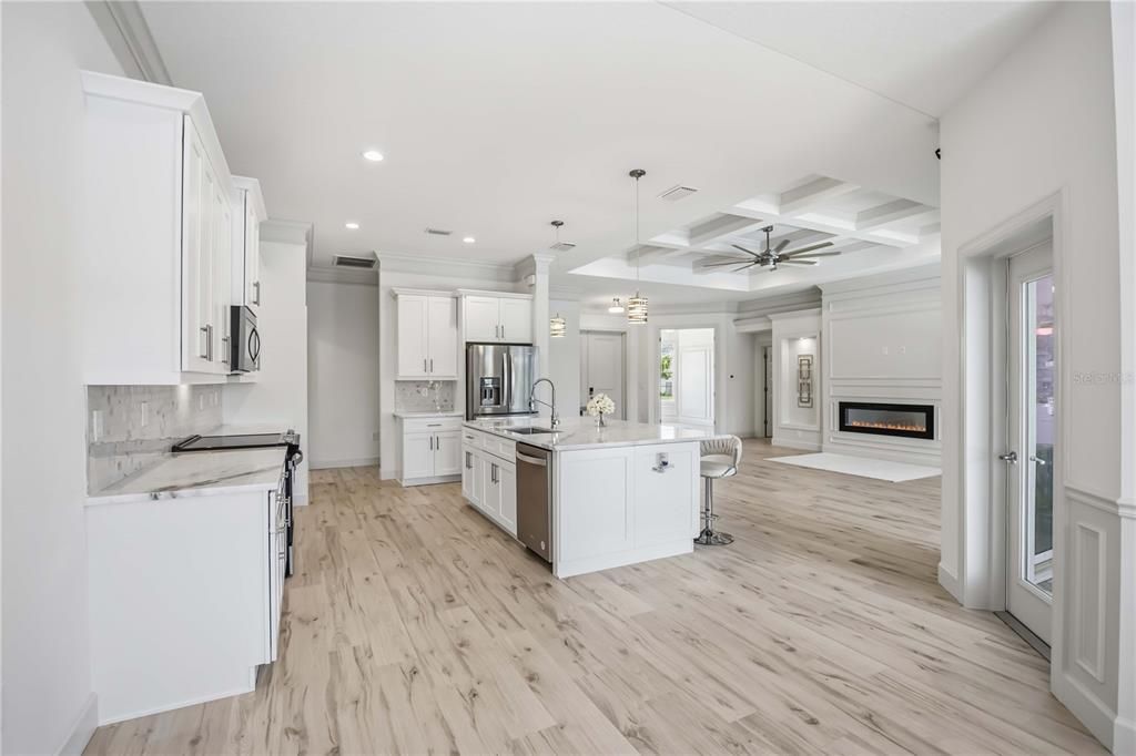 For Sale: $1,350,000 (3 beds, 2 baths, 2197 Square Feet)