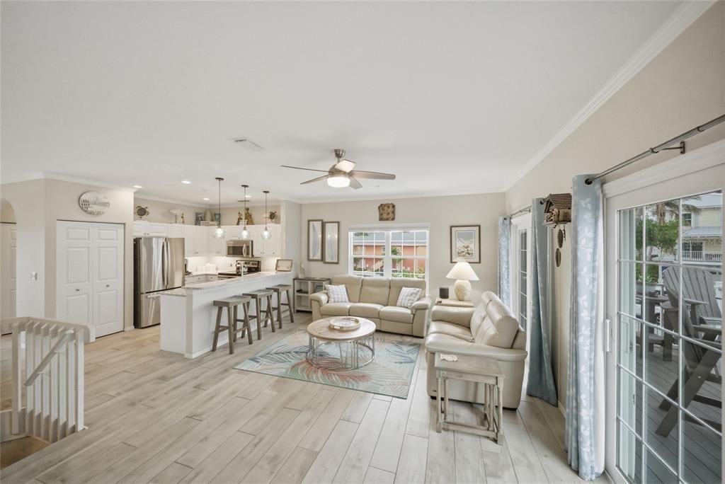 For Sale: $1,225,000 (3 beds, 2 baths, 1524 Square Feet)