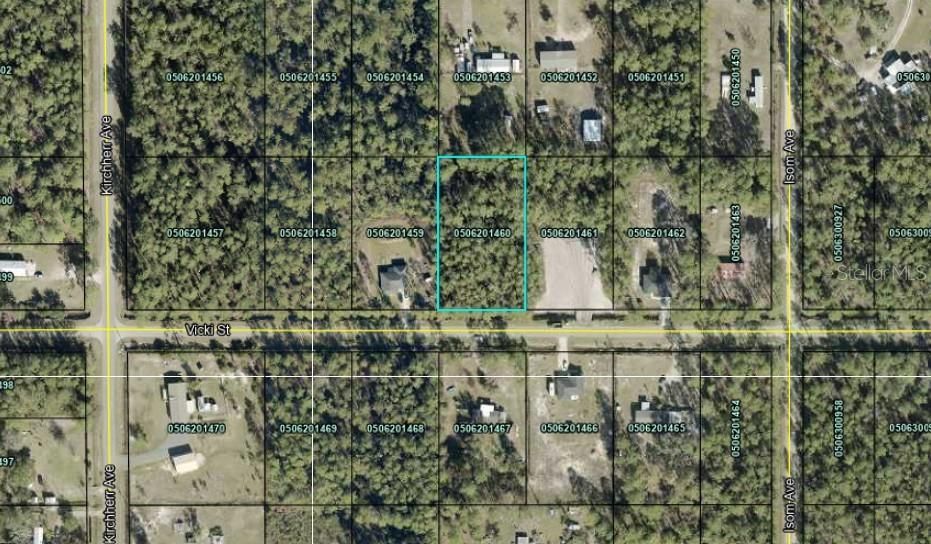 待售: $39,000 (1.10 acres)