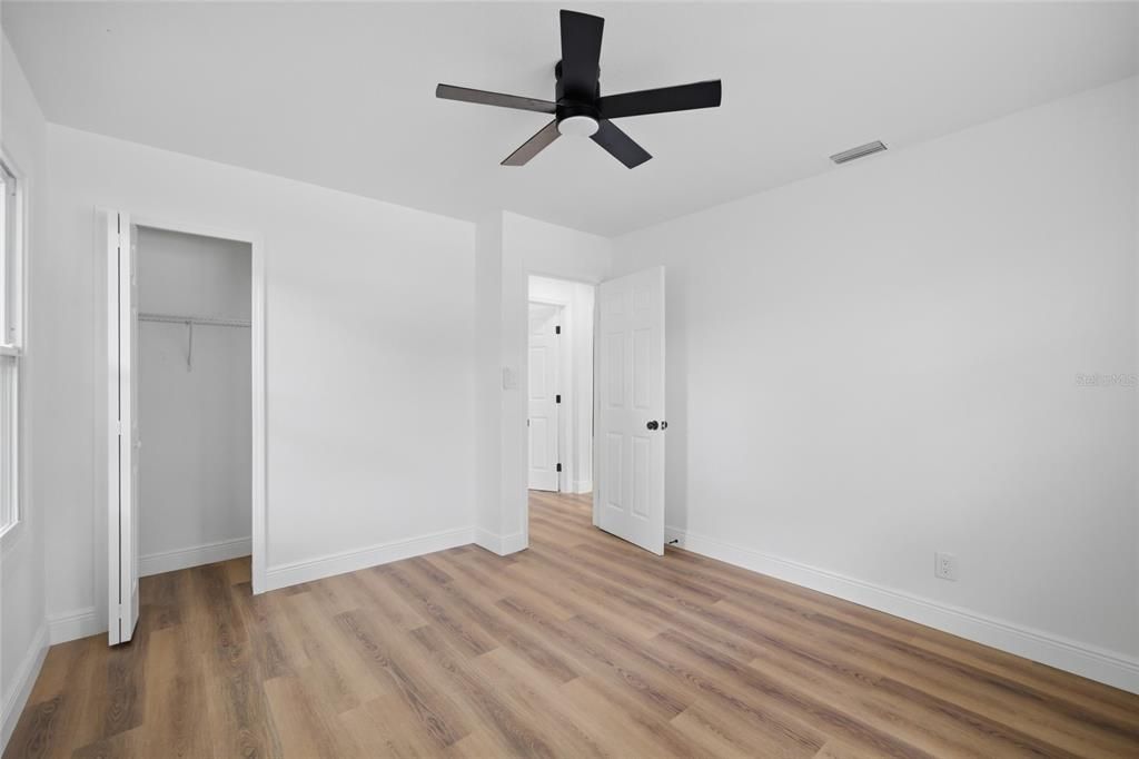 En Venta: $365,900 (3 camas, 2 baños, 1222 Pies cuadrados)