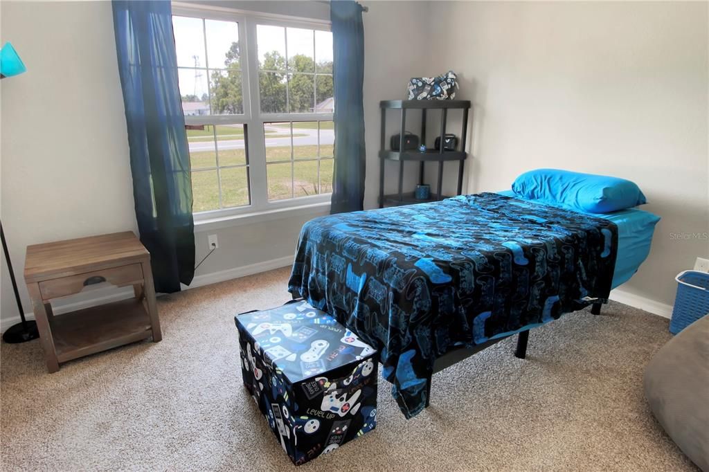 En Venta: $269,900 (4 camas, 2 baños, 1752 Pies cuadrados)