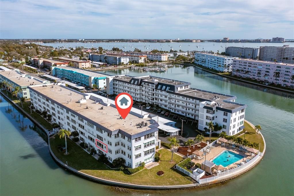 En Venta: $325,000 (2 camas, 2 baños, 1250 Pies cuadrados)