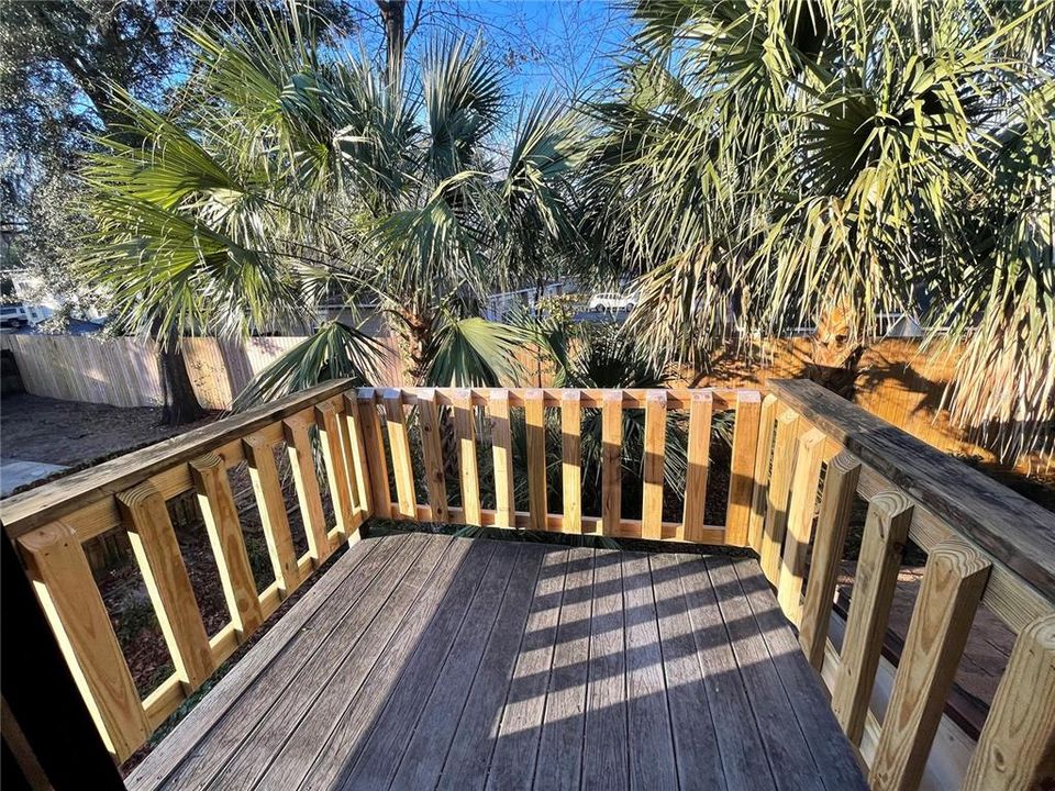For Rent: $1,175 (2 beds, 1 baths, 930 Square Feet)