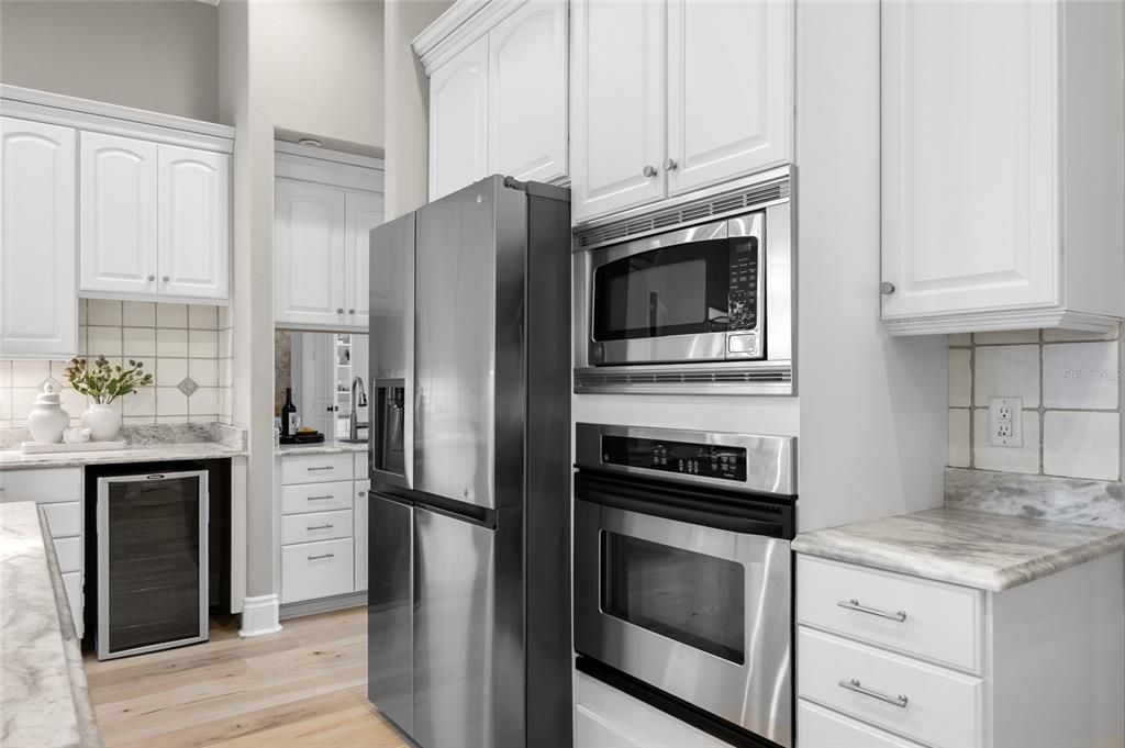En Venta: $1,799,000 (4 camas, 4 baños, 4085 Pies cuadrados)