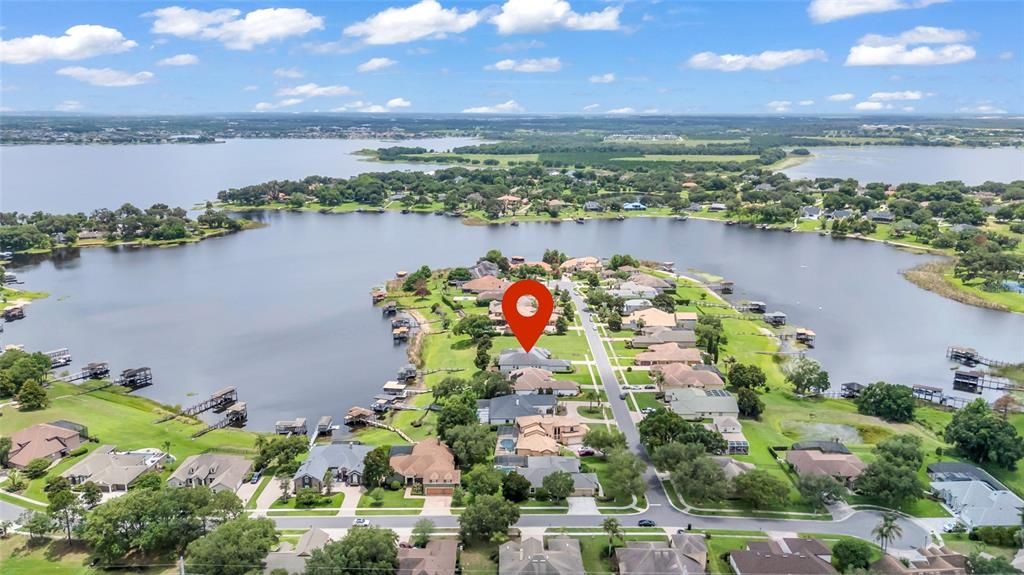 En Venta: $1,799,000 (4 camas, 4 baños, 4085 Pies cuadrados)