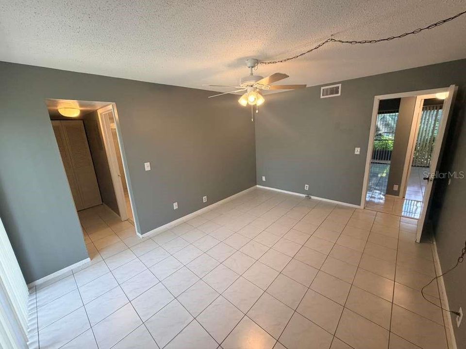 For Rent: $1,750 (3 beds, 2 baths, 1187 Square Feet)