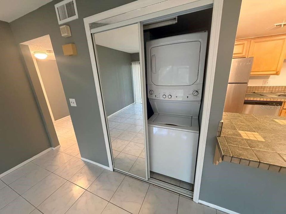 For Rent: $1,750 (3 beds, 2 baths, 1187 Square Feet)