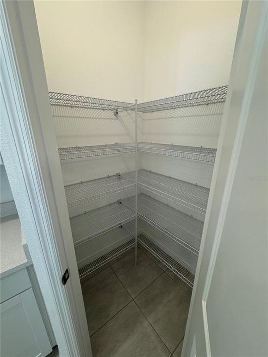 For Rent: $2,250 (3 beds, 2 baths, 1417 Square Feet)