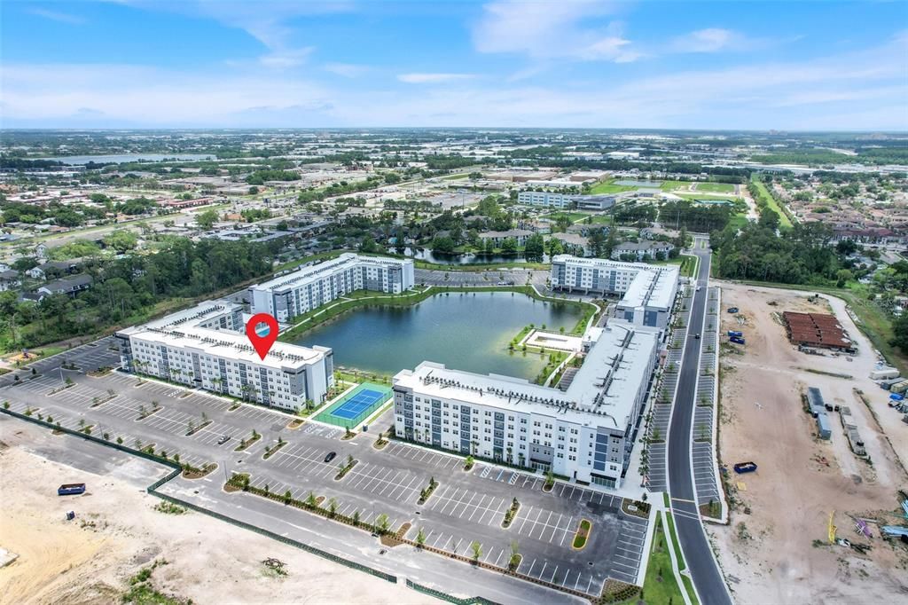 На продажу: $325,000 (2 спален, 2 ванн, 1023 Квадратных фут)