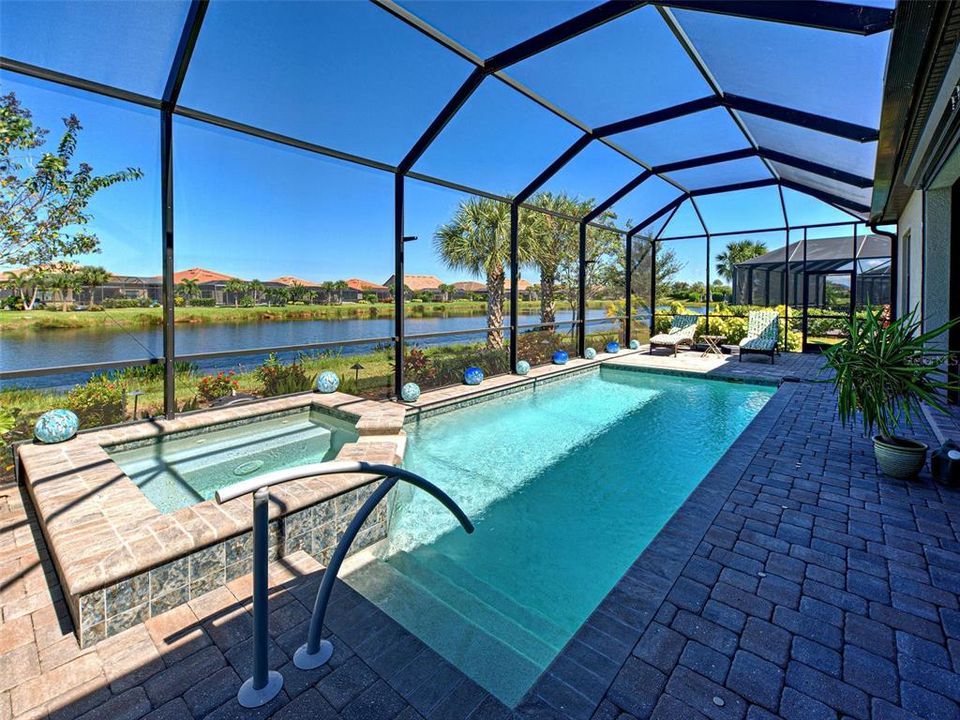 For Sale: $935,000 (3 beds, 3 baths, 2855 Square Feet)