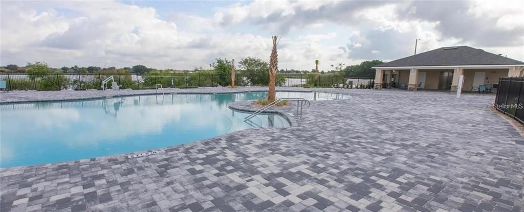 For Rent: $1,750 (3 beds, 2 baths, 1269 Square Feet)