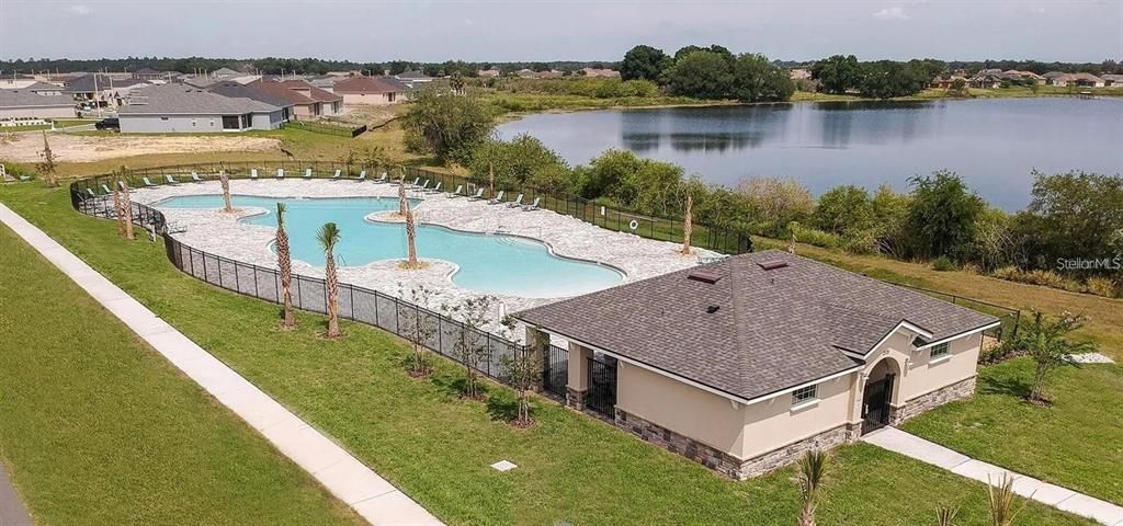 For Rent: $1,750 (3 beds, 2 baths, 1269 Square Feet)