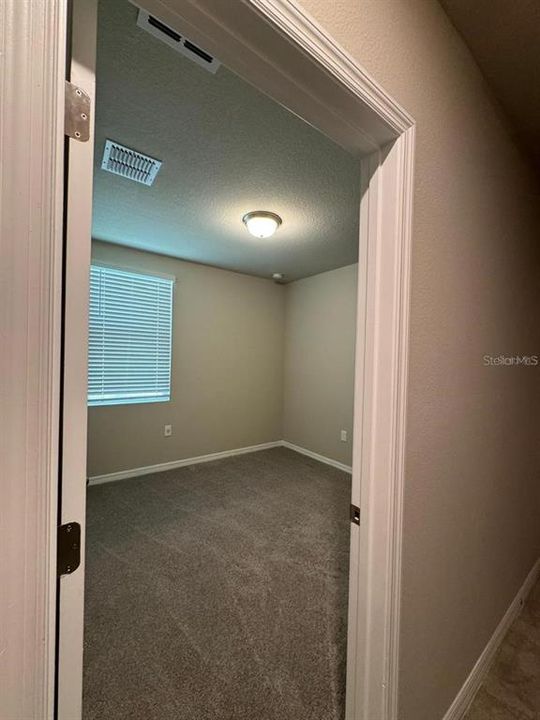 For Rent: $1,750 (3 beds, 2 baths, 1269 Square Feet)