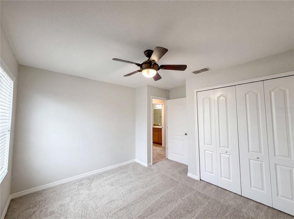 For Sale: $290,000 (3 beds, 2 baths, 1717 Square Feet)
