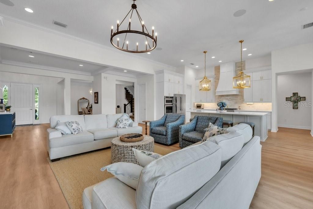 En Venta: $1,250,000 (4 camas, 4 baños, 3857 Pies cuadrados)