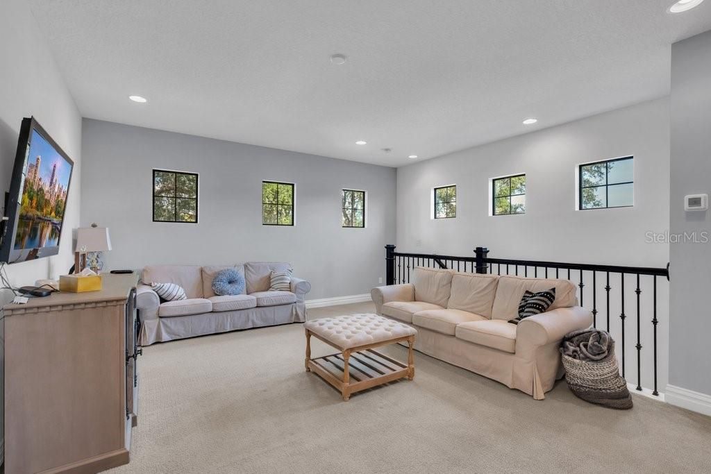 En Venta: $1,250,000 (4 camas, 4 baños, 3857 Pies cuadrados)