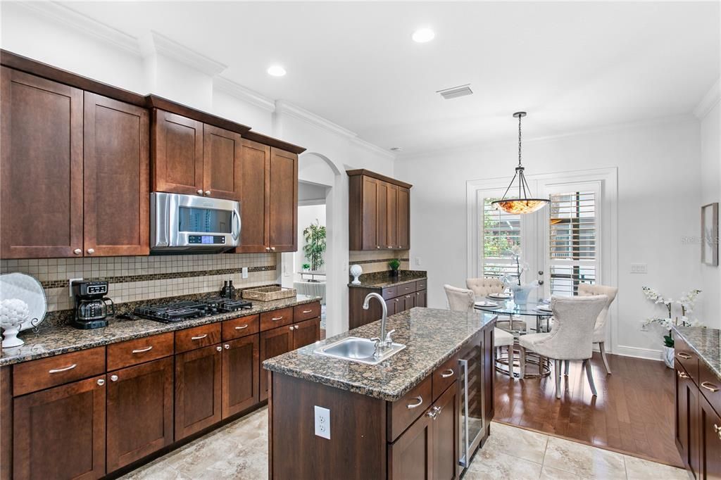 En Venta: $1,495,000 (4 camas, 4 baños, 3778 Pies cuadrados)