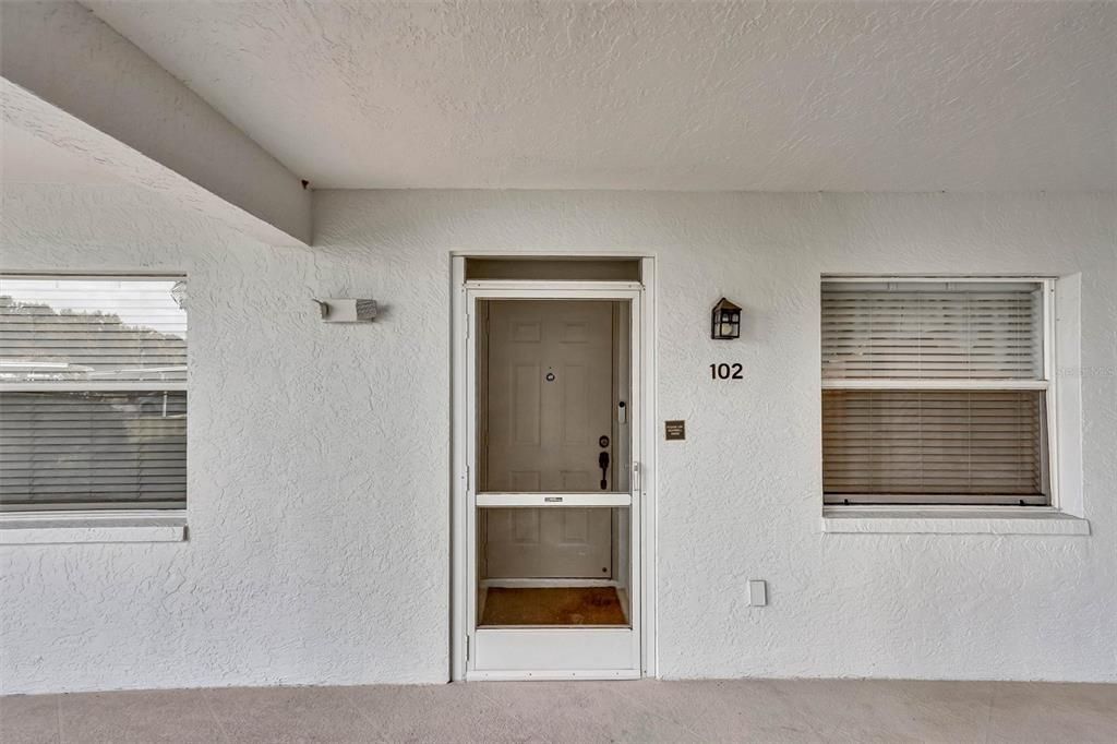 En Venta: $163,000 (2 camas, 2 baños, 1042 Pies cuadrados)