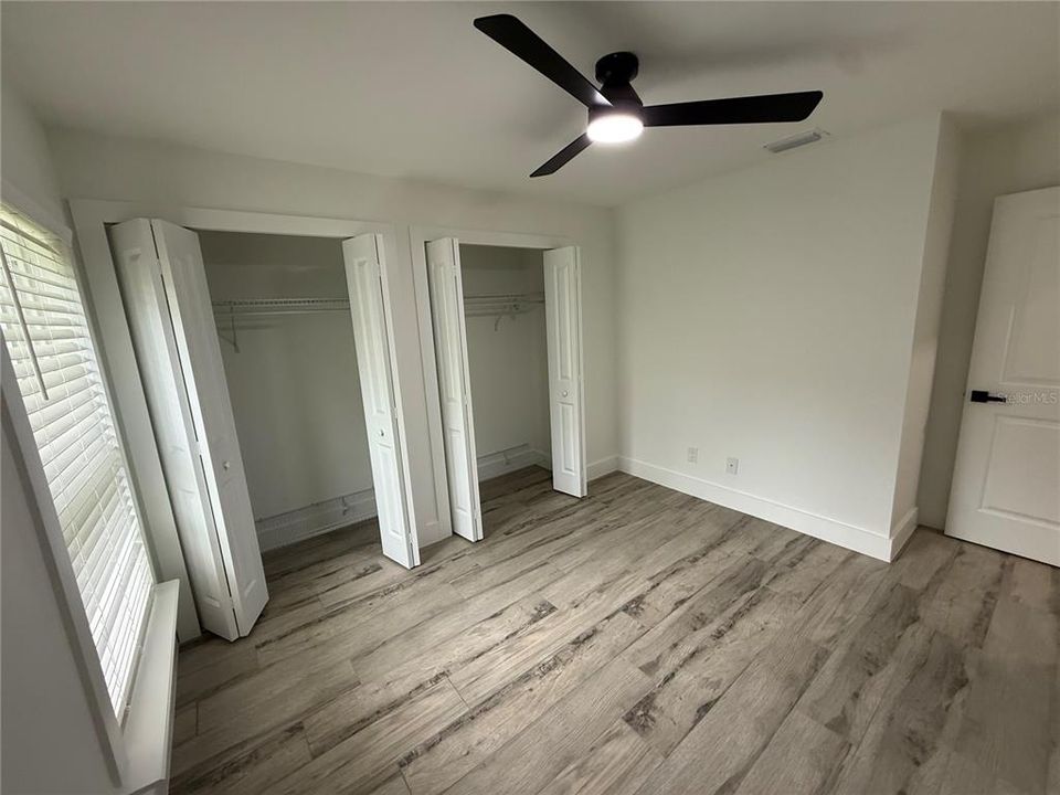 На продажу: $399,000 (4 спален, 2 ванн, 1803 Квадратных фут)