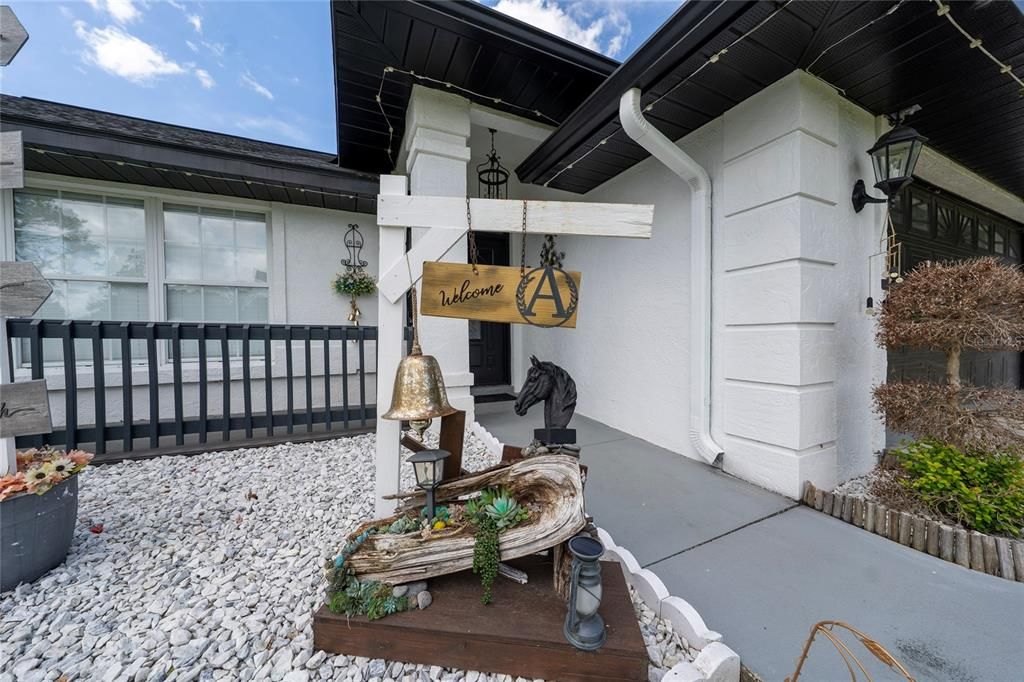 For Sale: $890,000 (5 beds, 3 baths, 2787 Square Feet)