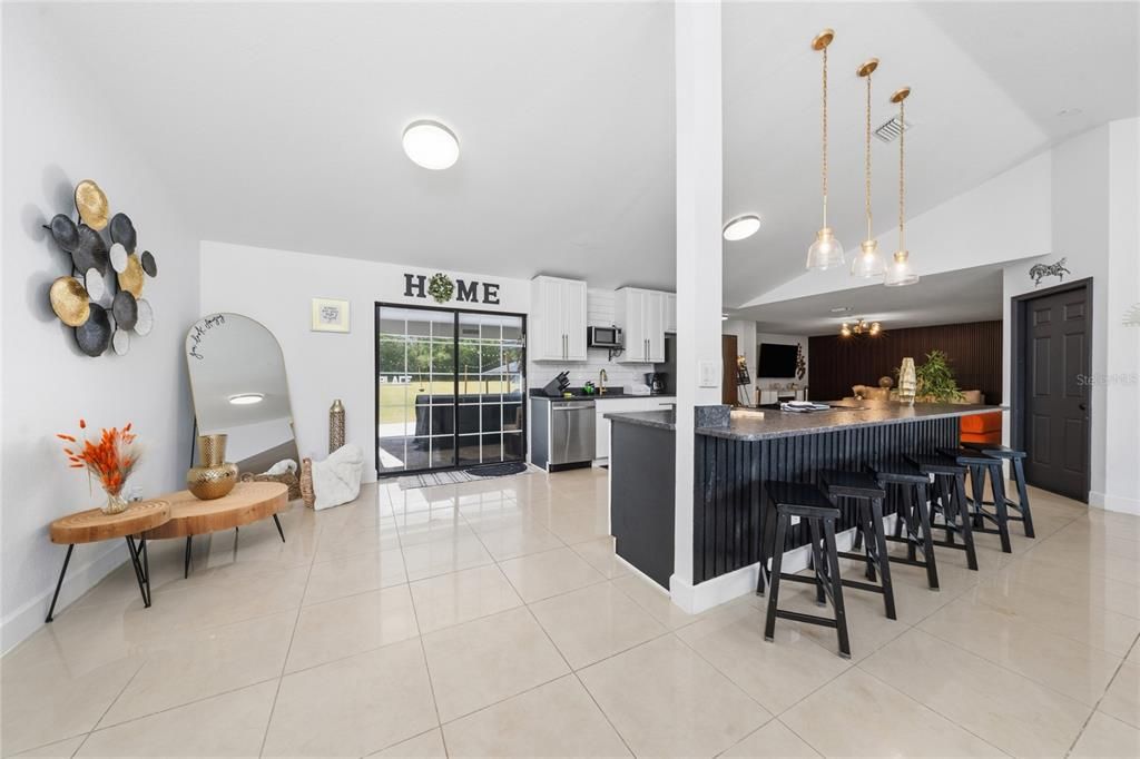 For Sale: $890,000 (5 beds, 3 baths, 2787 Square Feet)