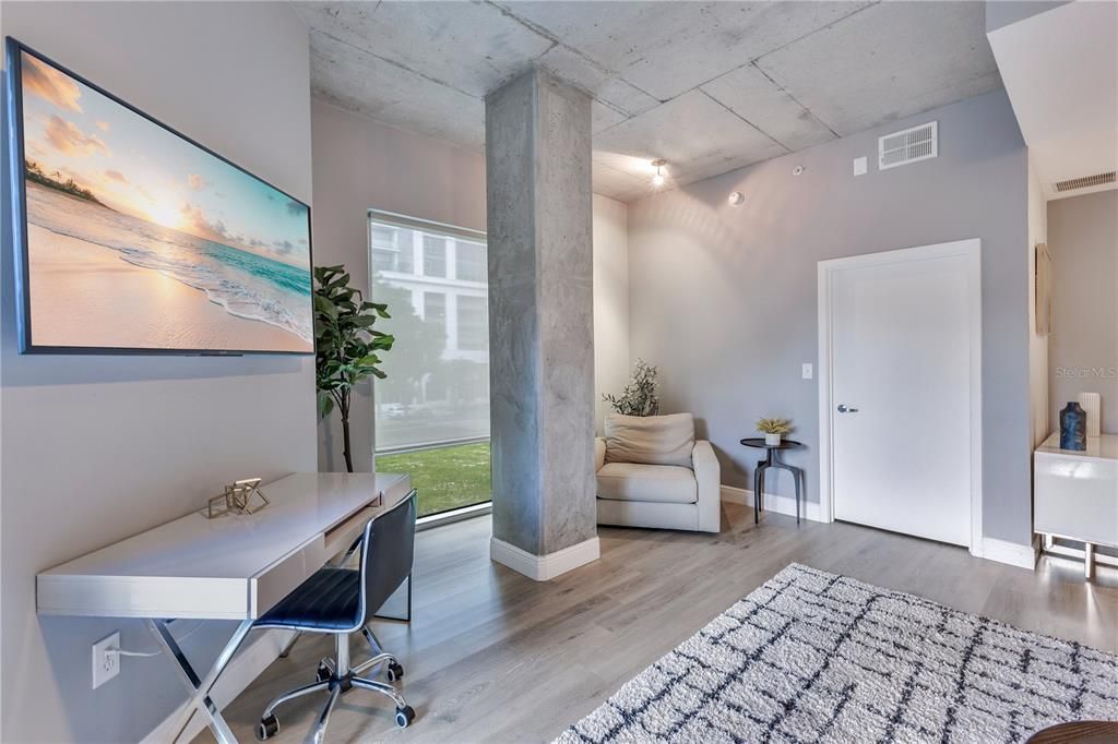 For Rent: $3,000 (2 beds, 2 baths, 1320 Square Feet)
