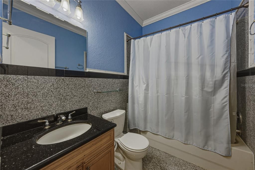 En Venta: $1,125,000 (6 camas, 4 baños, 5481 Pies cuadrados)