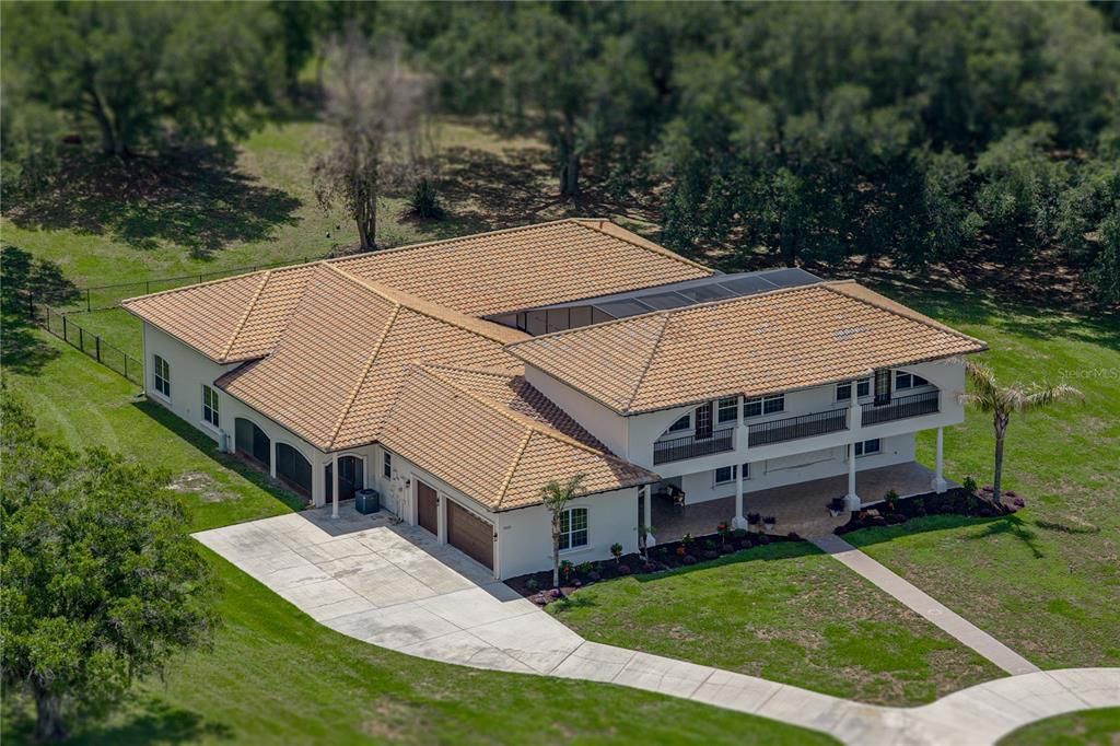 En Venta: $1,125,000 (6 camas, 4 baños, 5481 Pies cuadrados)