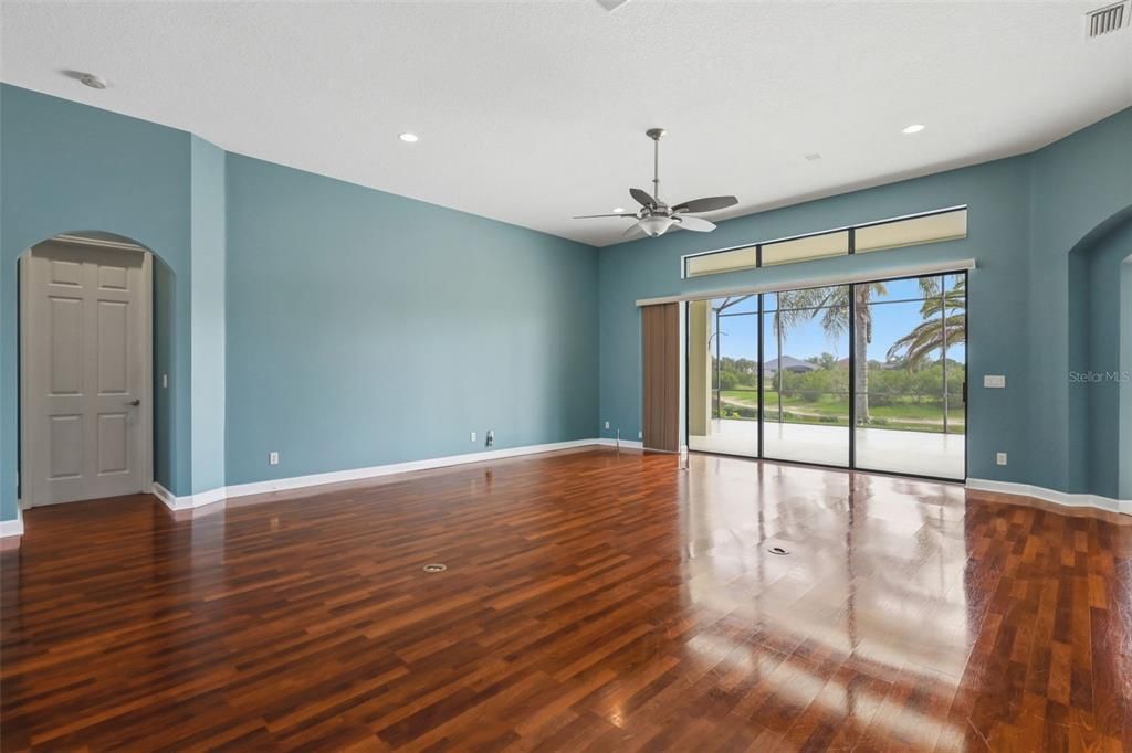 For Sale: $545,000 (3 beds, 2 baths, 2455 Square Feet)
