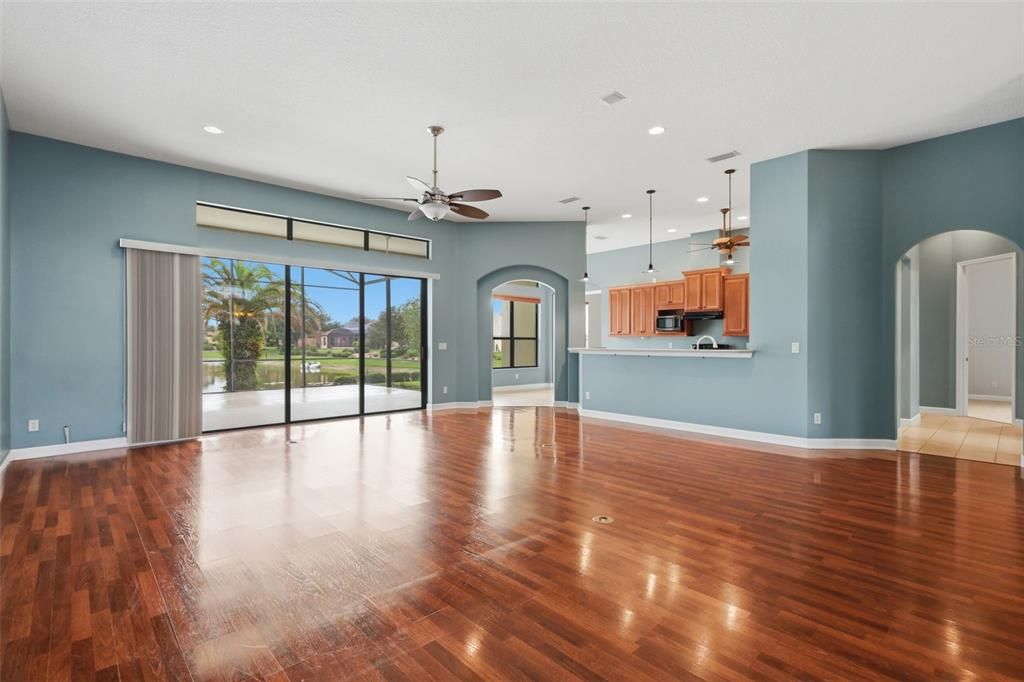 For Sale: $545,000 (3 beds, 2 baths, 2455 Square Feet)