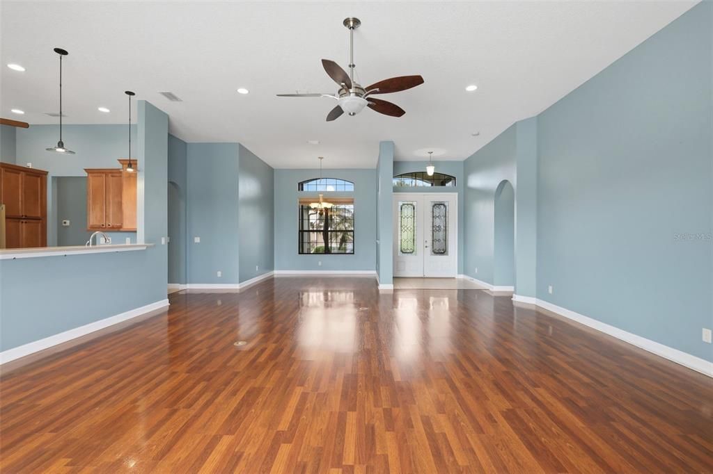For Sale: $545,000 (3 beds, 2 baths, 2455 Square Feet)