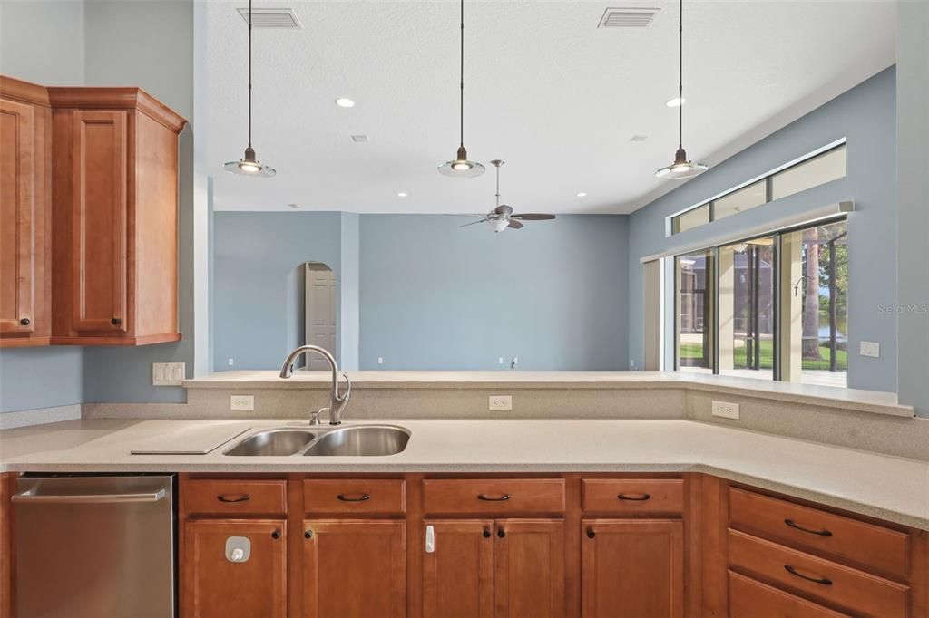 For Sale: $545,000 (3 beds, 2 baths, 2455 Square Feet)