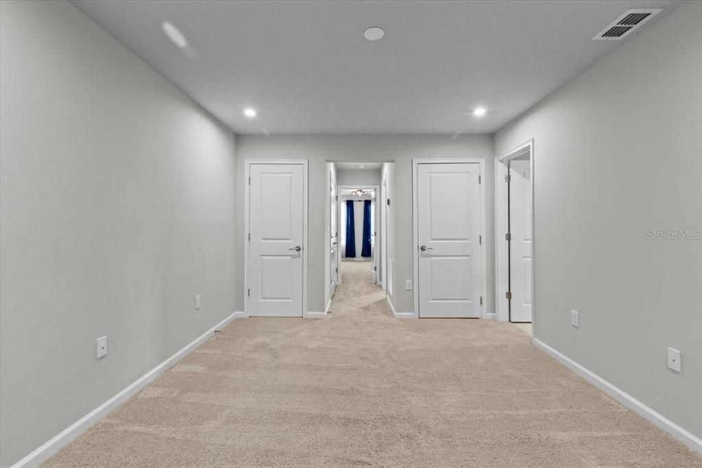 For Rent: $2,100 (3 beds, 2 baths, 1667 Square Feet)