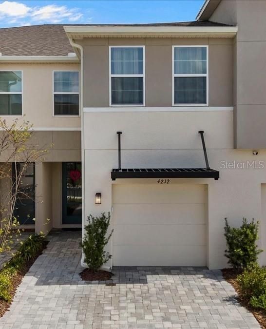 For Rent: $2,100 (3 beds, 2 baths, 1667 Square Feet)