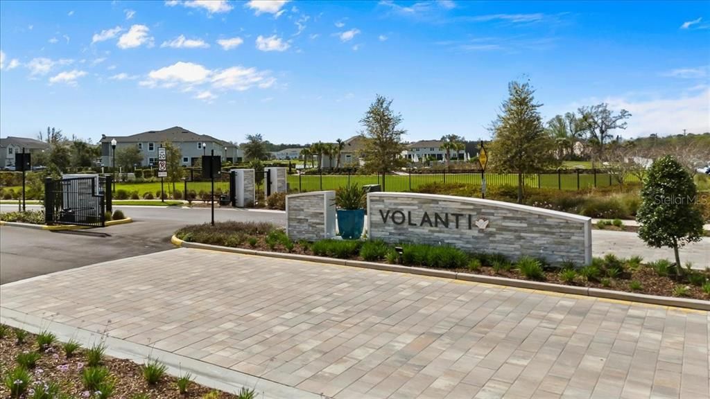 For Rent: $2,100 (3 beds, 2 baths, 1667 Square Feet)