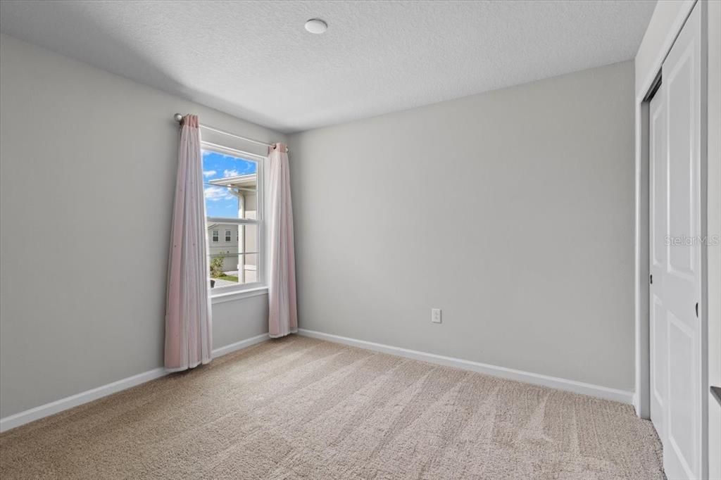 For Rent: $2,100 (3 beds, 2 baths, 1667 Square Feet)