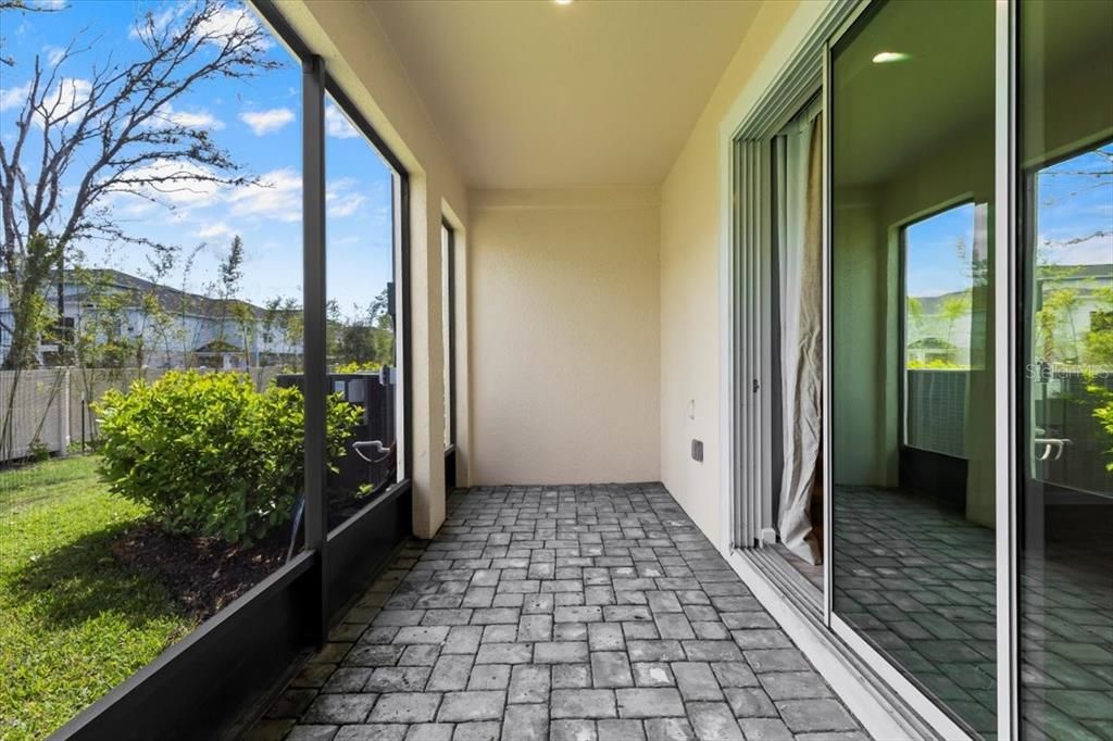 For Rent: $2,100 (3 beds, 2 baths, 1667 Square Feet)