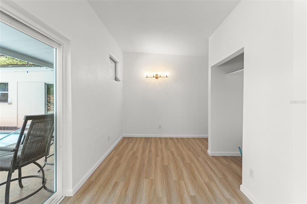 На продажу: $430,000 (3 спален, 2 ванн, 1712 Квадратных фут)