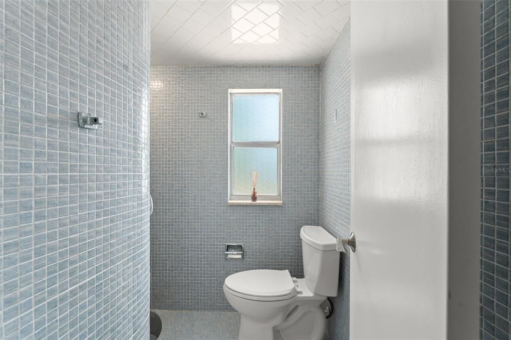 На продажу: $430,000 (3 спален, 2 ванн, 1712 Квадратных фут)