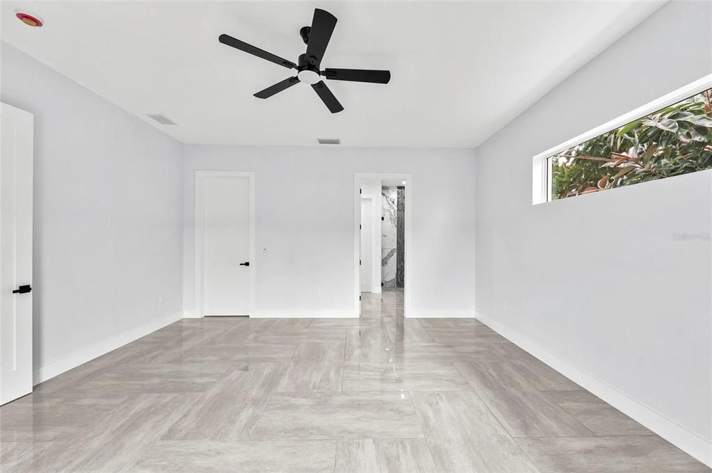 For Sale: $675,000 (4 beds, 4 baths, 3121 Square Feet)