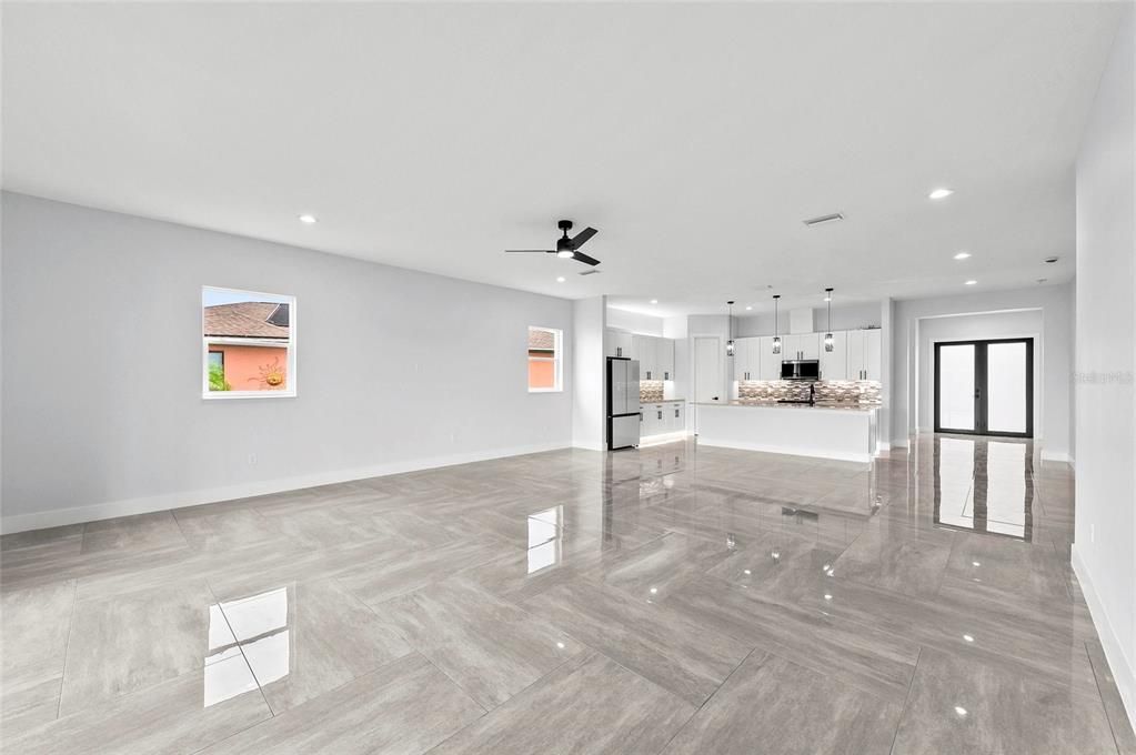 For Sale: $675,000 (4 beds, 4 baths, 3121 Square Feet)