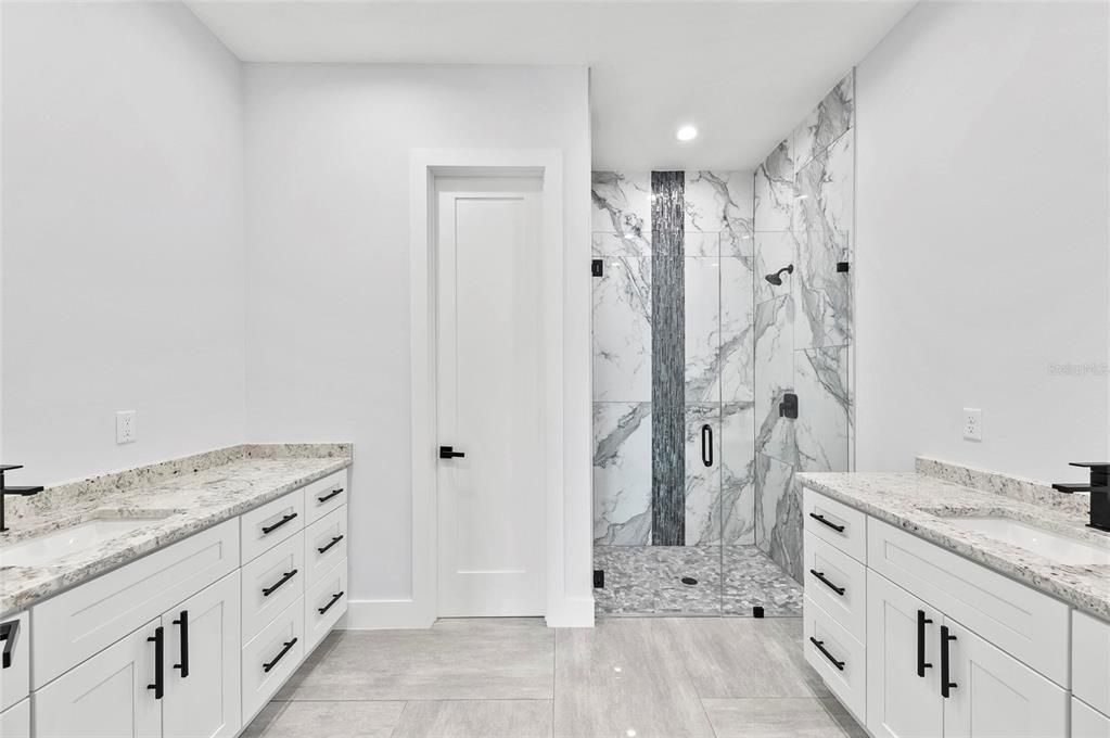 For Sale: $675,000 (4 beds, 4 baths, 3121 Square Feet)