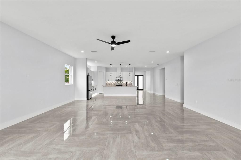 For Sale: $675,000 (4 beds, 4 baths, 3121 Square Feet)