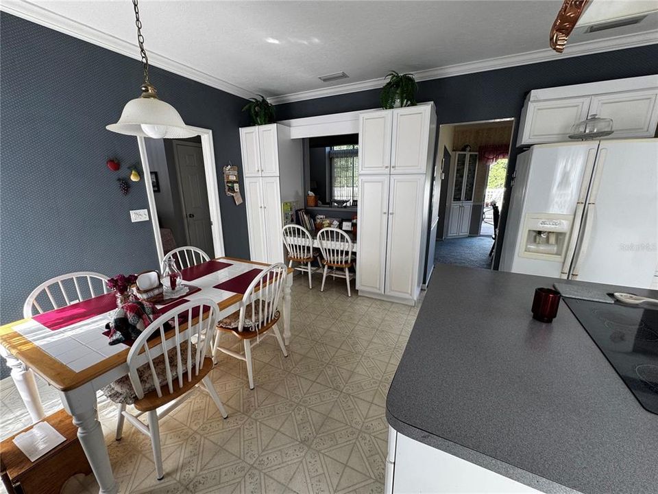 For Sale: $895,000 (4 beds, 2 baths, 2174 Square Feet)